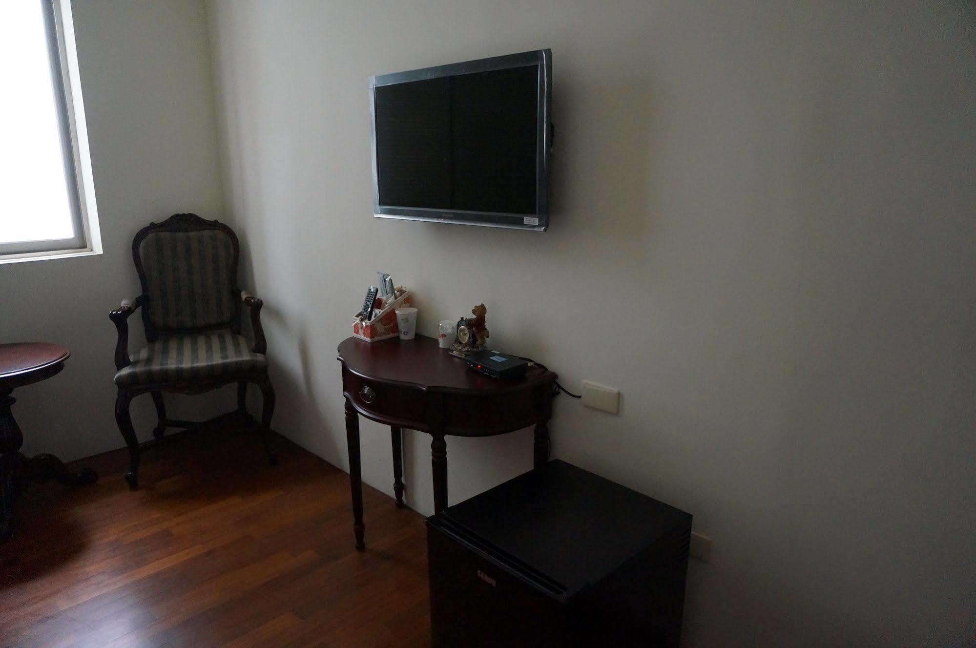 Amanda Home Stay Tainan Exterior foto